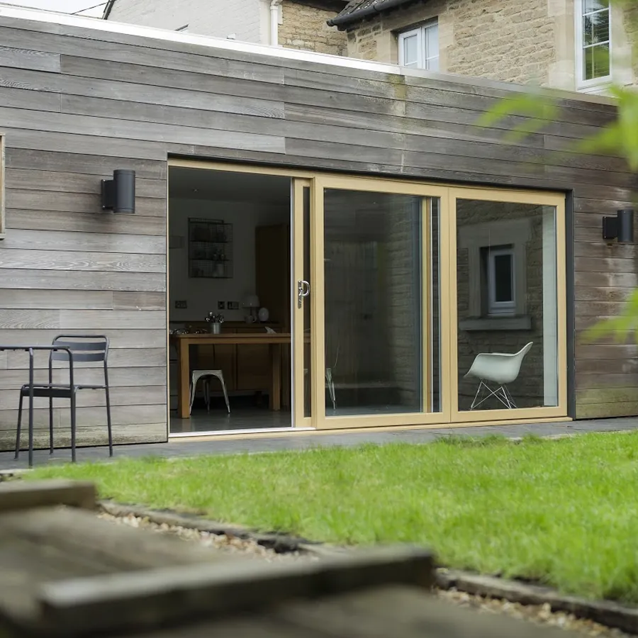 Patio Plaistow