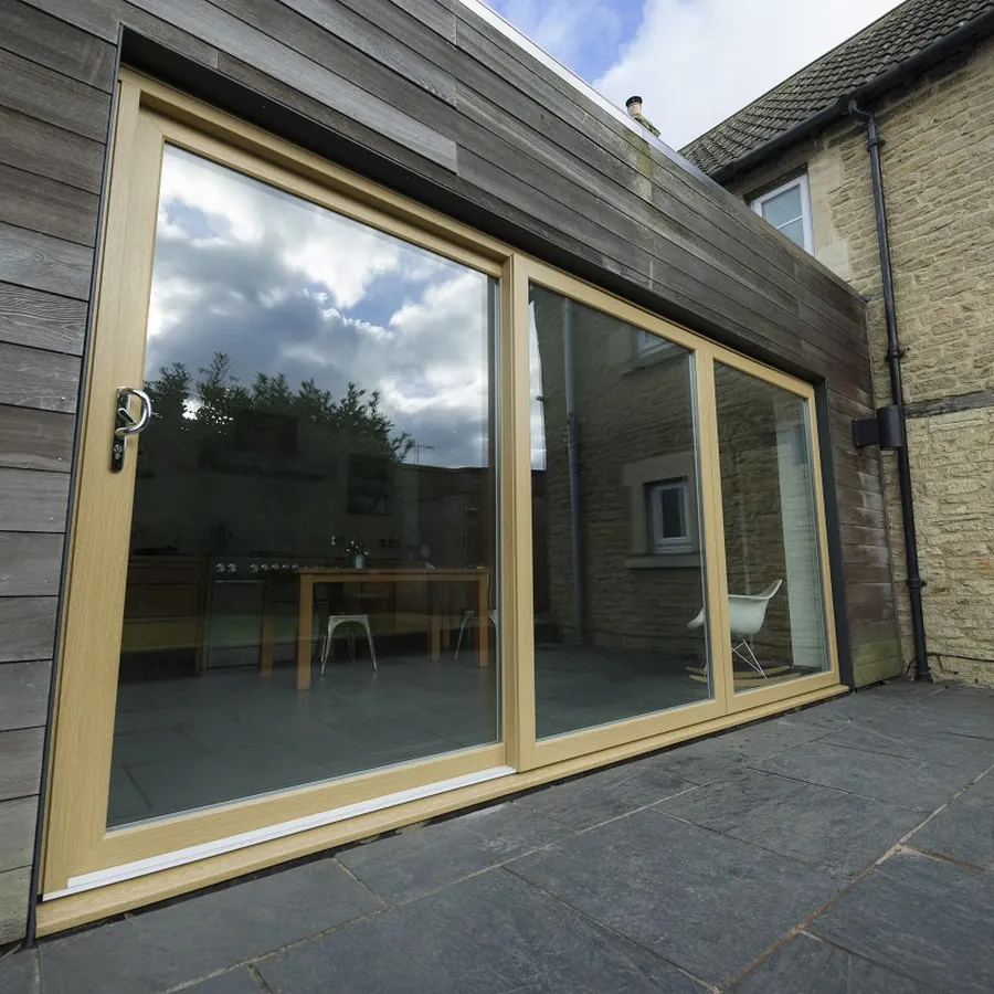 Patio Plaistow